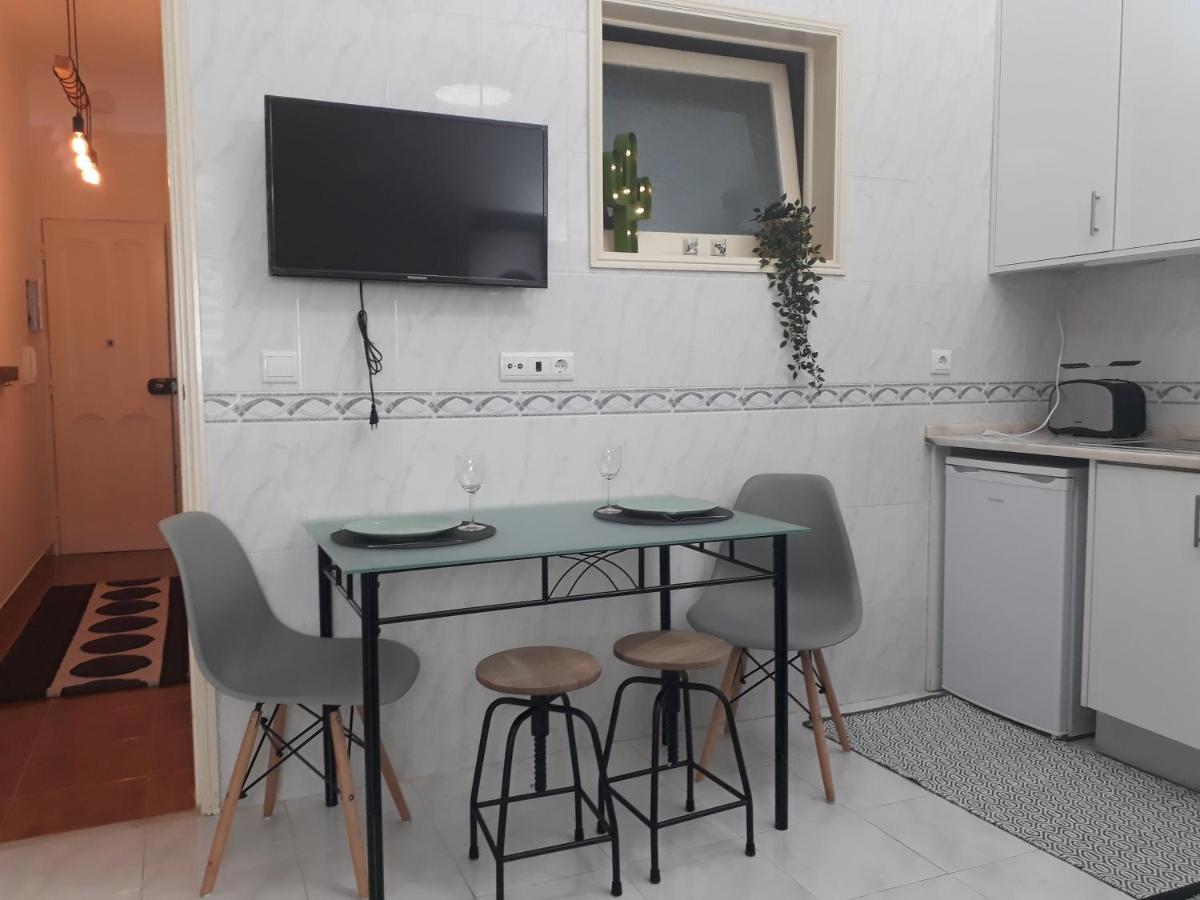 Apartamento Nas Olaias A 5 Minutos Da Faculdade Isel E Ist Lisboa Dış mekan fotoğraf
